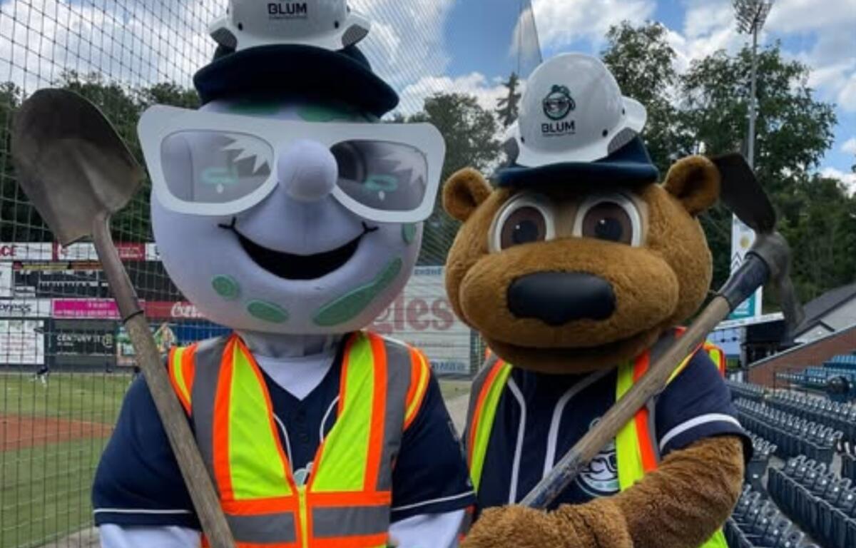 Tourists mascots Mr. Moon and Ted E. are ready to work. (Photo credit: Asheville Tourists)