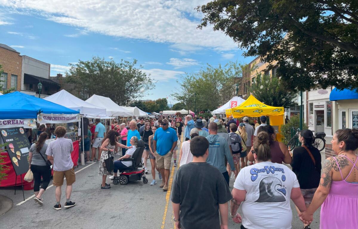Scene from last year's North Carolina Apple Festival