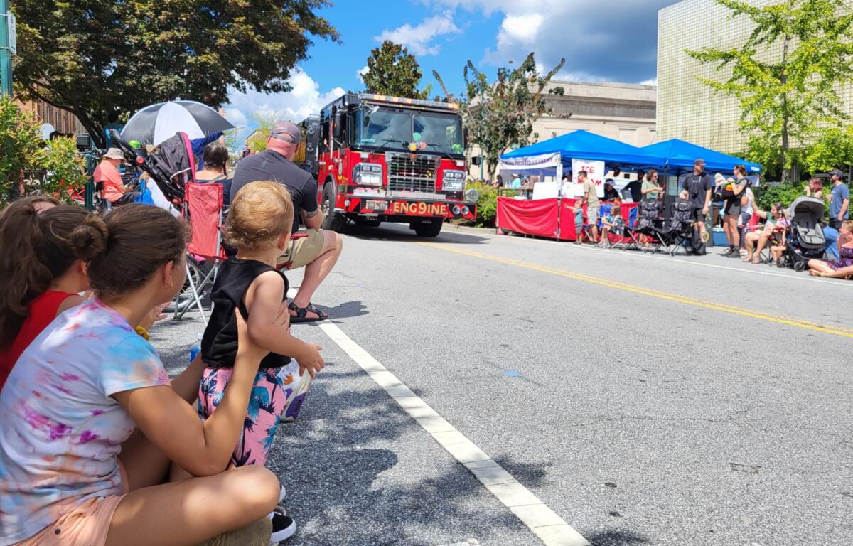 Scene from last year's King Apple Parade