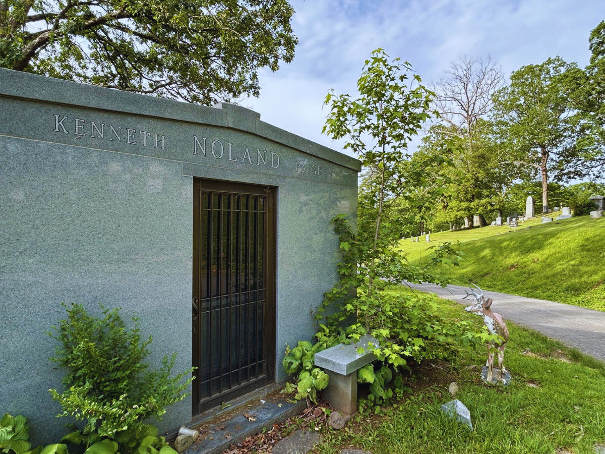 Tombstone Tales: Kenneth Noland, Asheville’s master of color and form