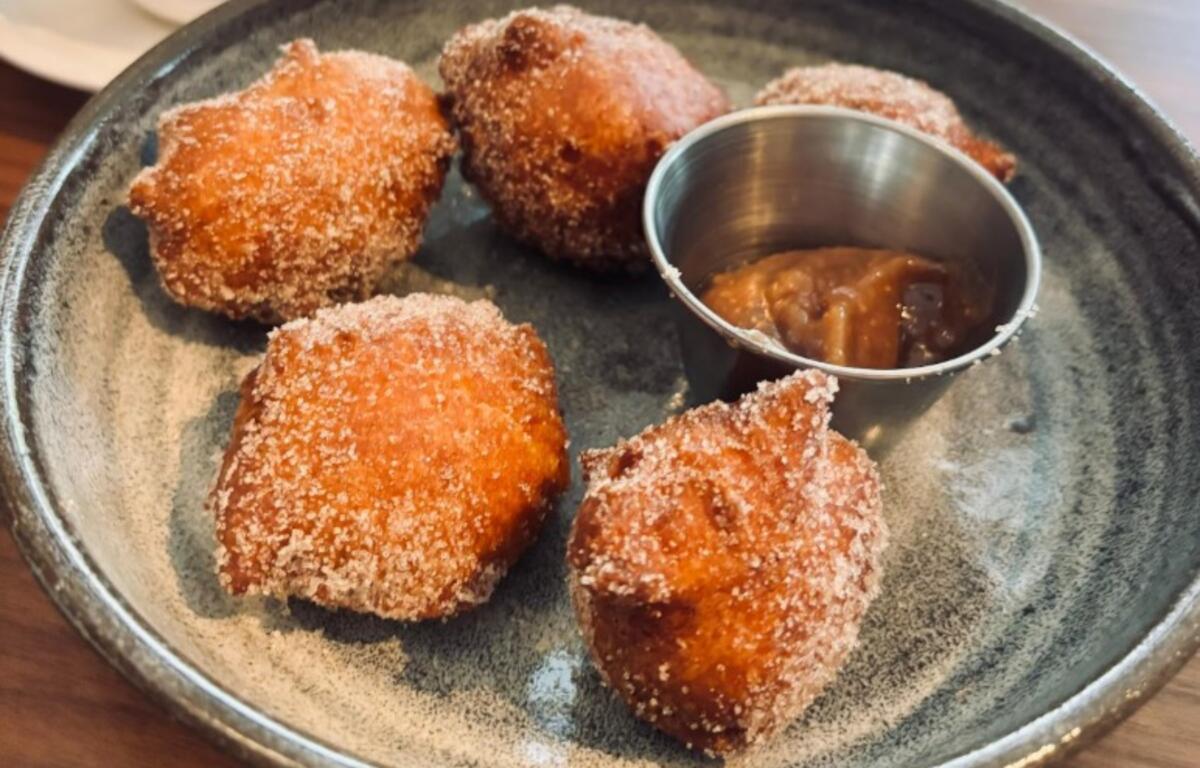 The zeppole -- housemade doughnut holes with fig jam -- were a real surprise.