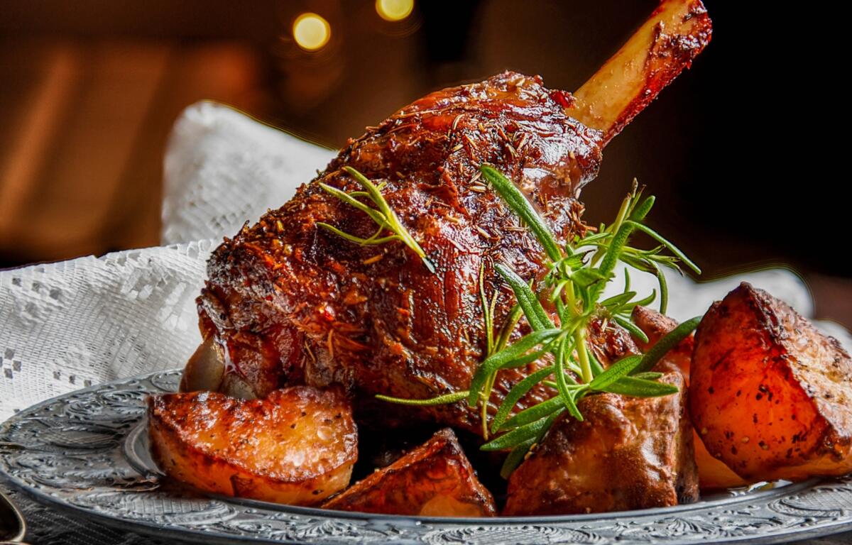 Leg of lamb (Metro Creative Graphics)