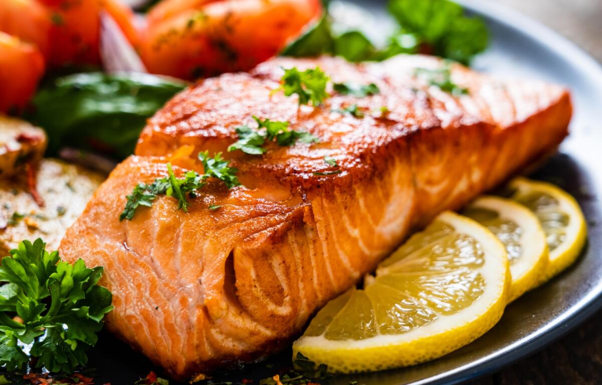 Salmon fillet (Metro Creative Graphics)