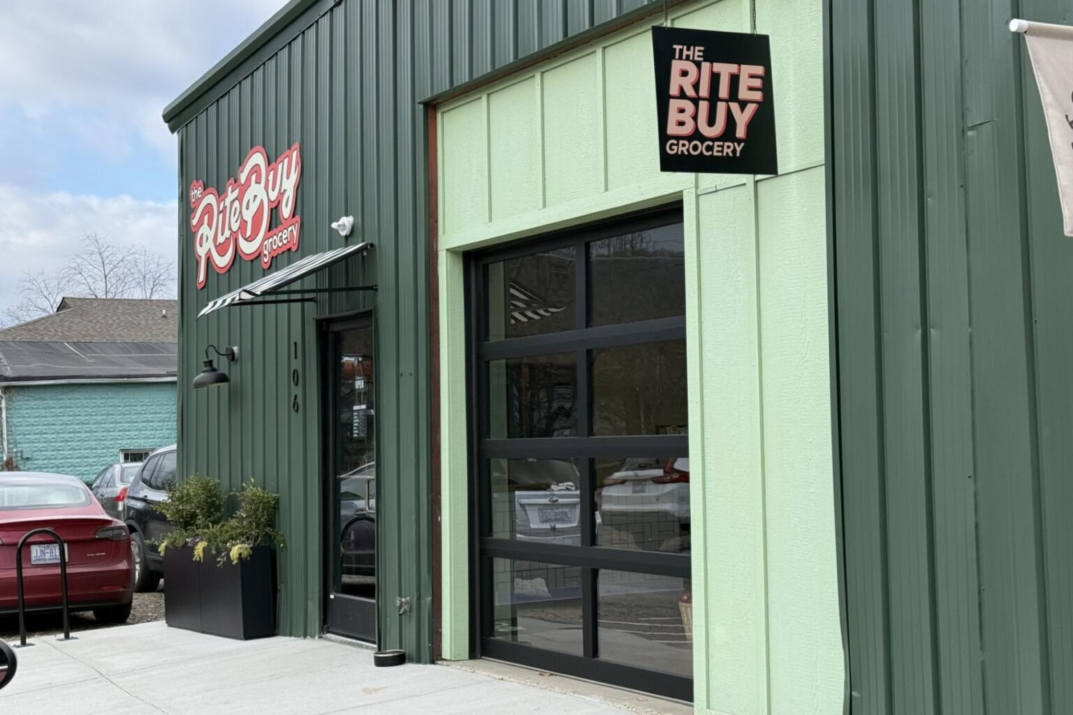 Grocery store opens in Beacon Village, brings food relief to Swannanoa ...