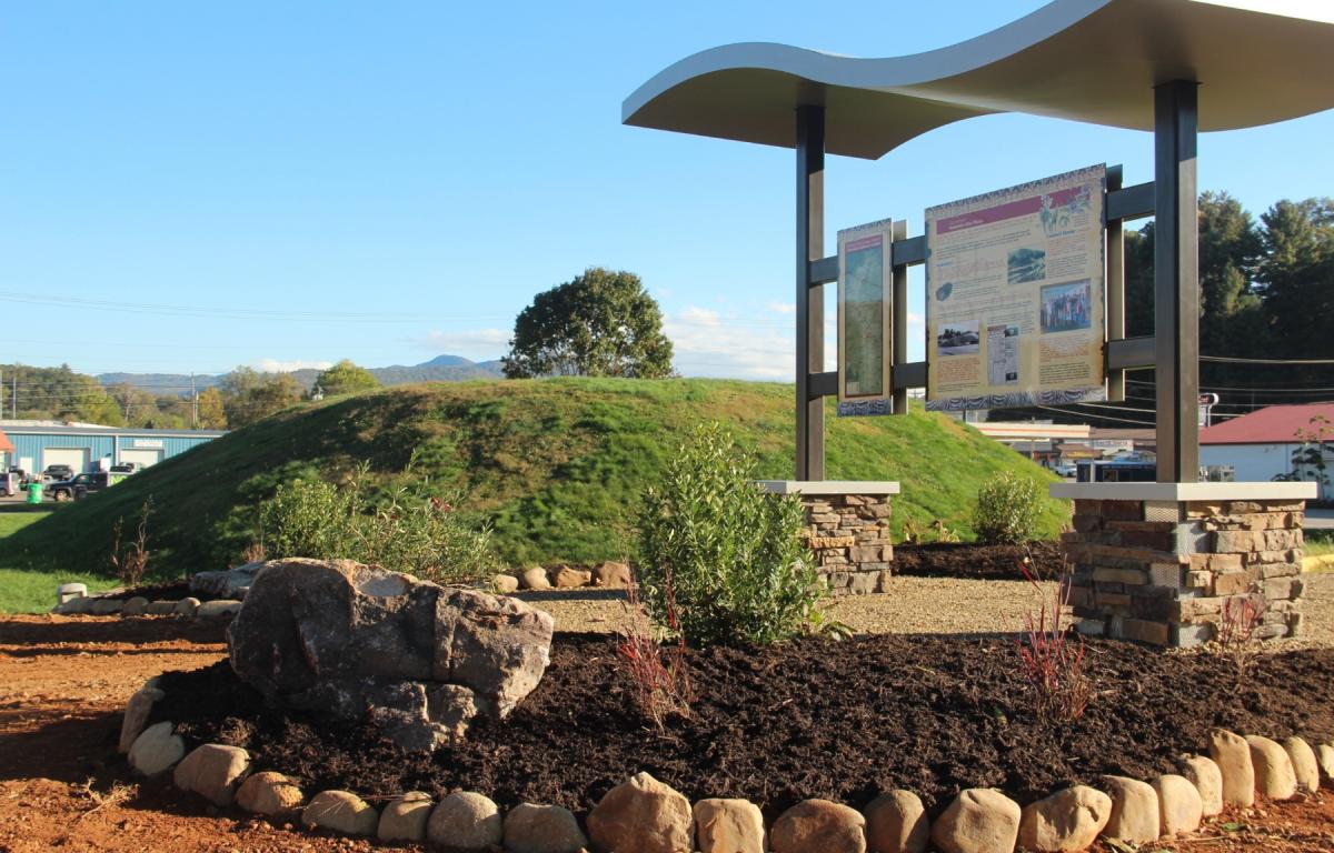 This photo provided by the Noquisi Initiative shows the Noquisiyi Mound on Oct. 16, 2020, in Franklin, N.C. (Elaine Eisenbraun/Noquisi Initiative via AP)