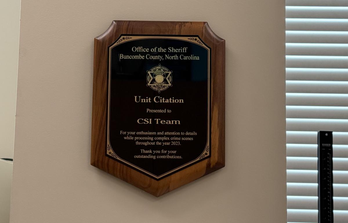 The FHE Health First Responder Paws Therapy Dog Award