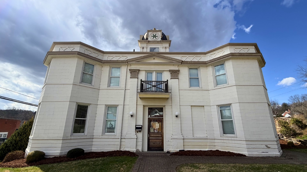 Strangeville: The haunting of Mitchell County’s old courthouse