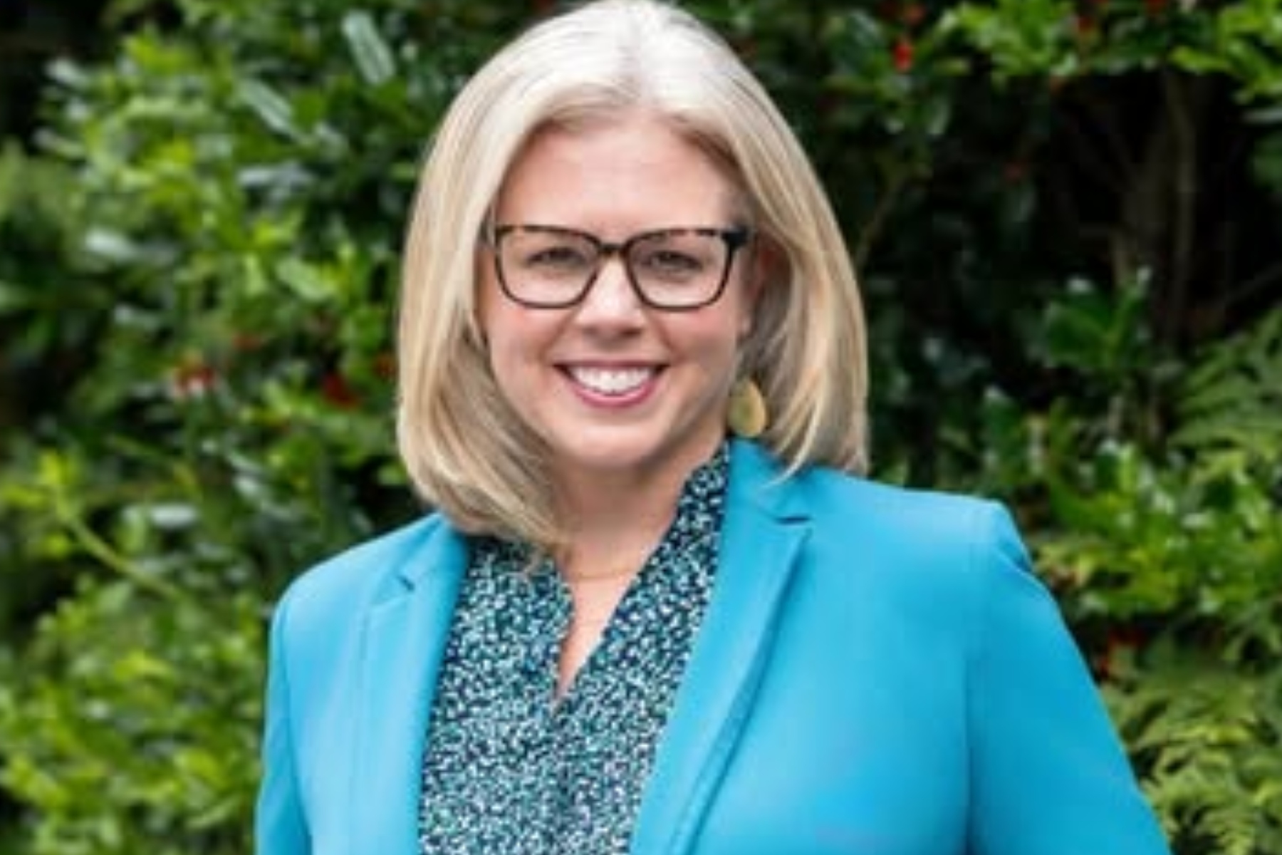 Dr. Jennifer Reed