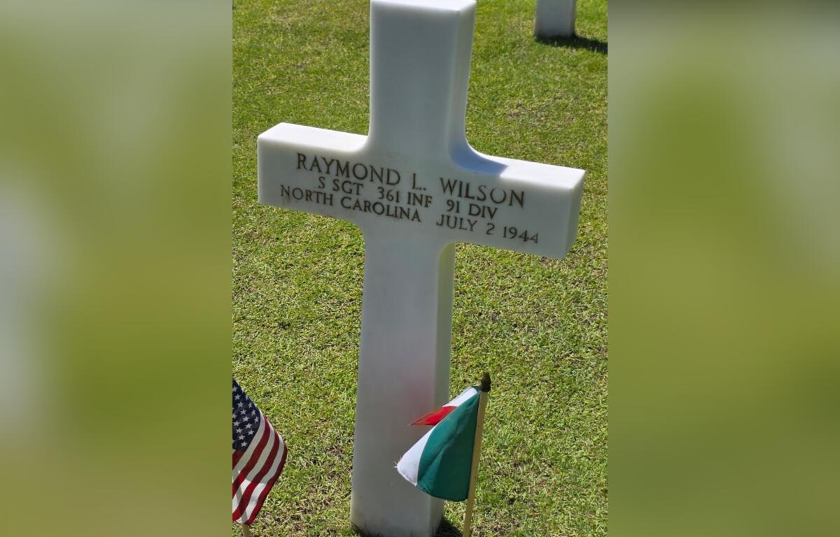 Raymond Wilson's grave marker