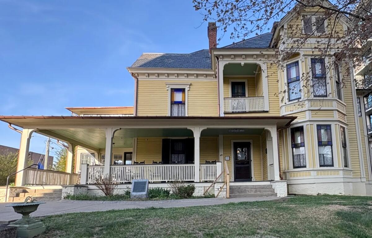 The Old Kentucky Home boardinghouse in Asheville, operated by Thomas Wolfe's mother, Julia, helped inspire his 1929 novel, "Look Homeward, Angel." Wolfe grew up among the boardinghouse's guests, whose personalities and stories found their way into his fiction. The house is now preserved as the Thomas Wolfe Memorial.